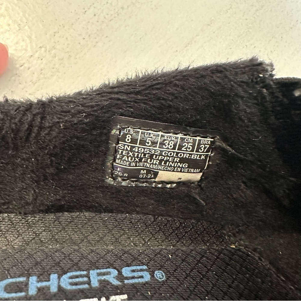 Skechers Relaxed Fit Air-Cooled Memory Foam Black Slip-On Sneakers Sz 8 GUC - Picture 4 of 10